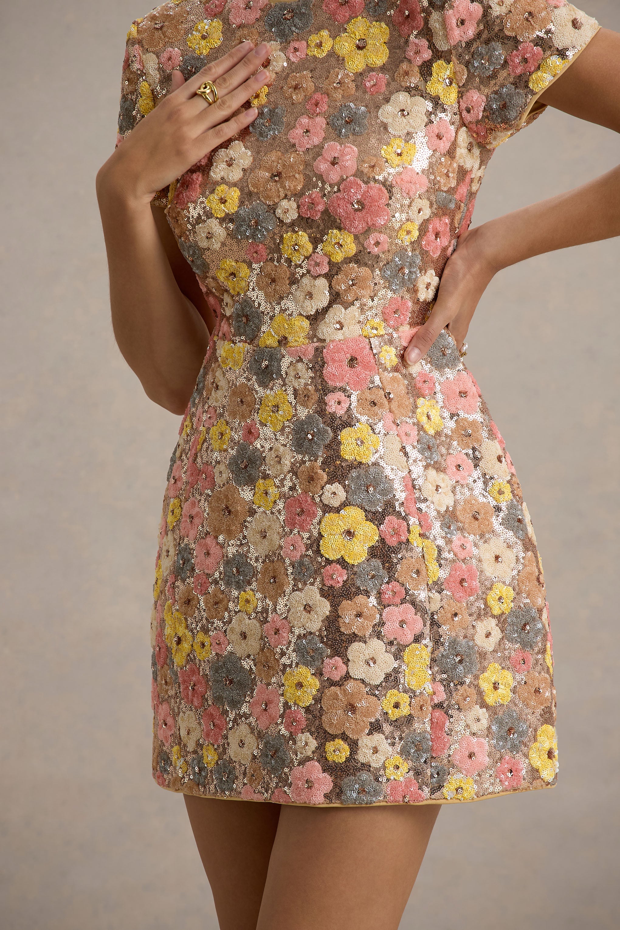 Eira | Pastel Çiçek Desenli Payetli Mini Elbise