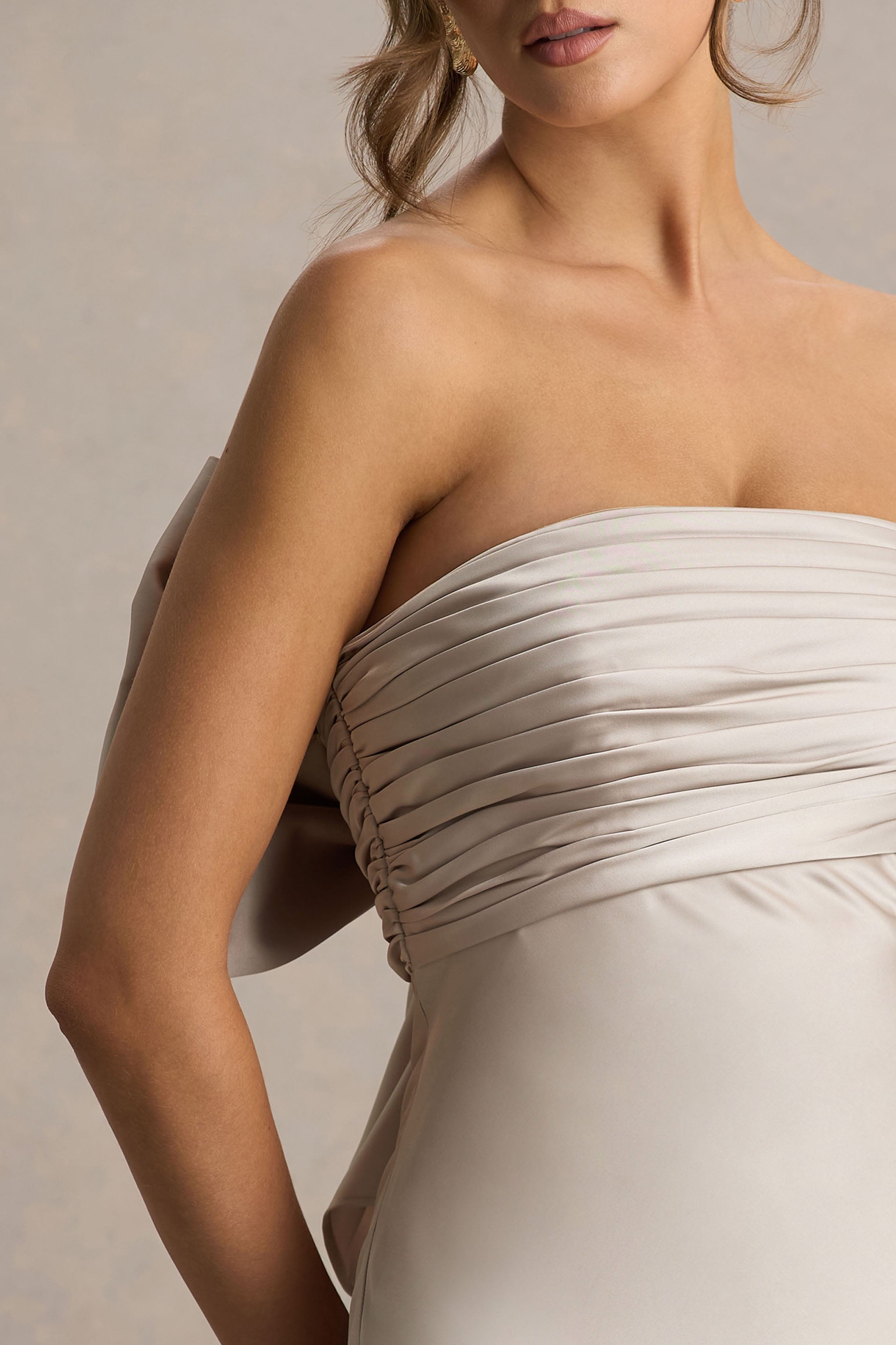 Talulla | Şampanya Saten Bandeau Maxi Elbise Fırfır Detaylı