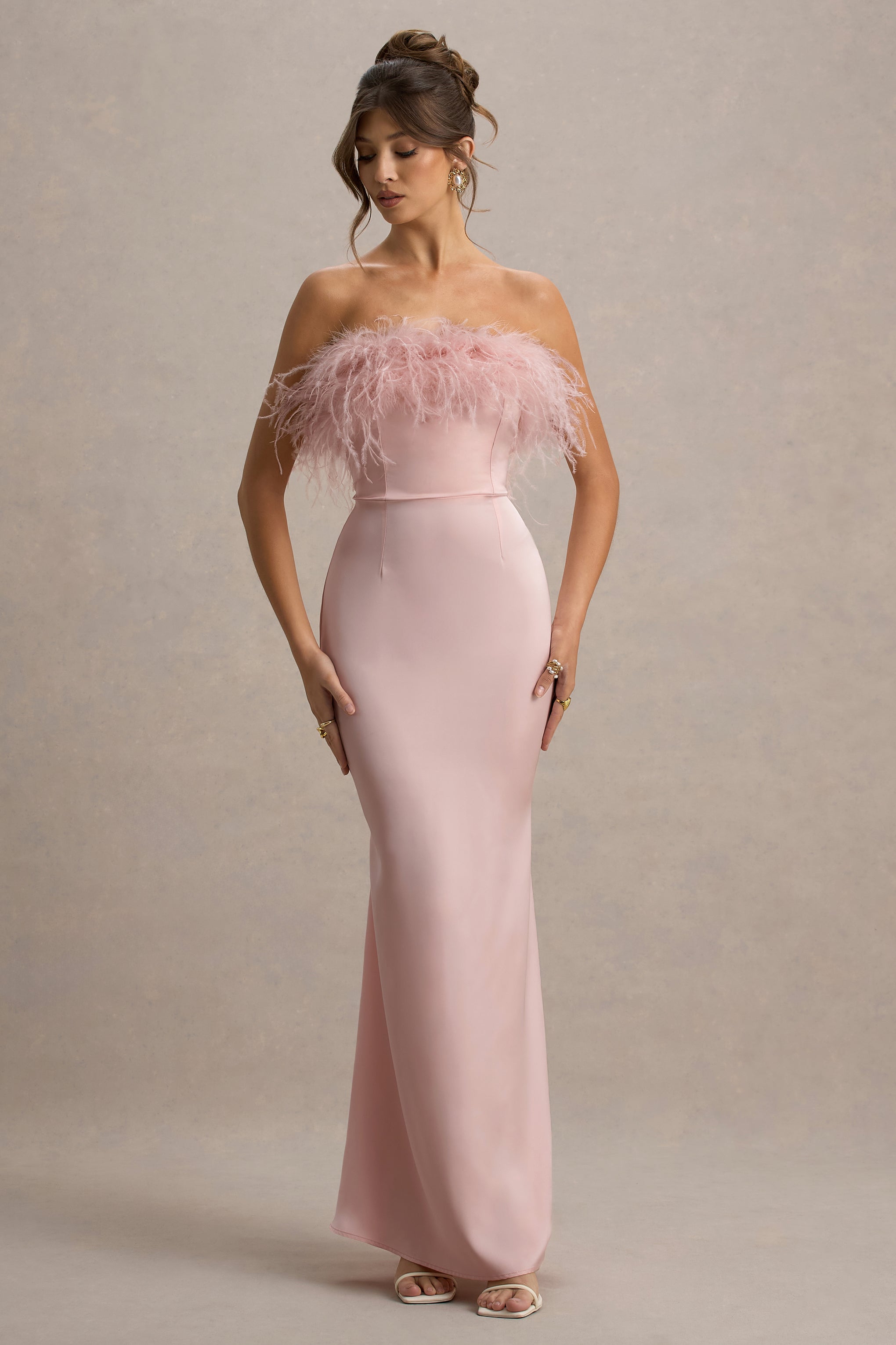 Özel Günler İçin Elbise | Soluk Pembe Saten Tüy Detaylı Bandeau Maxi Elbise