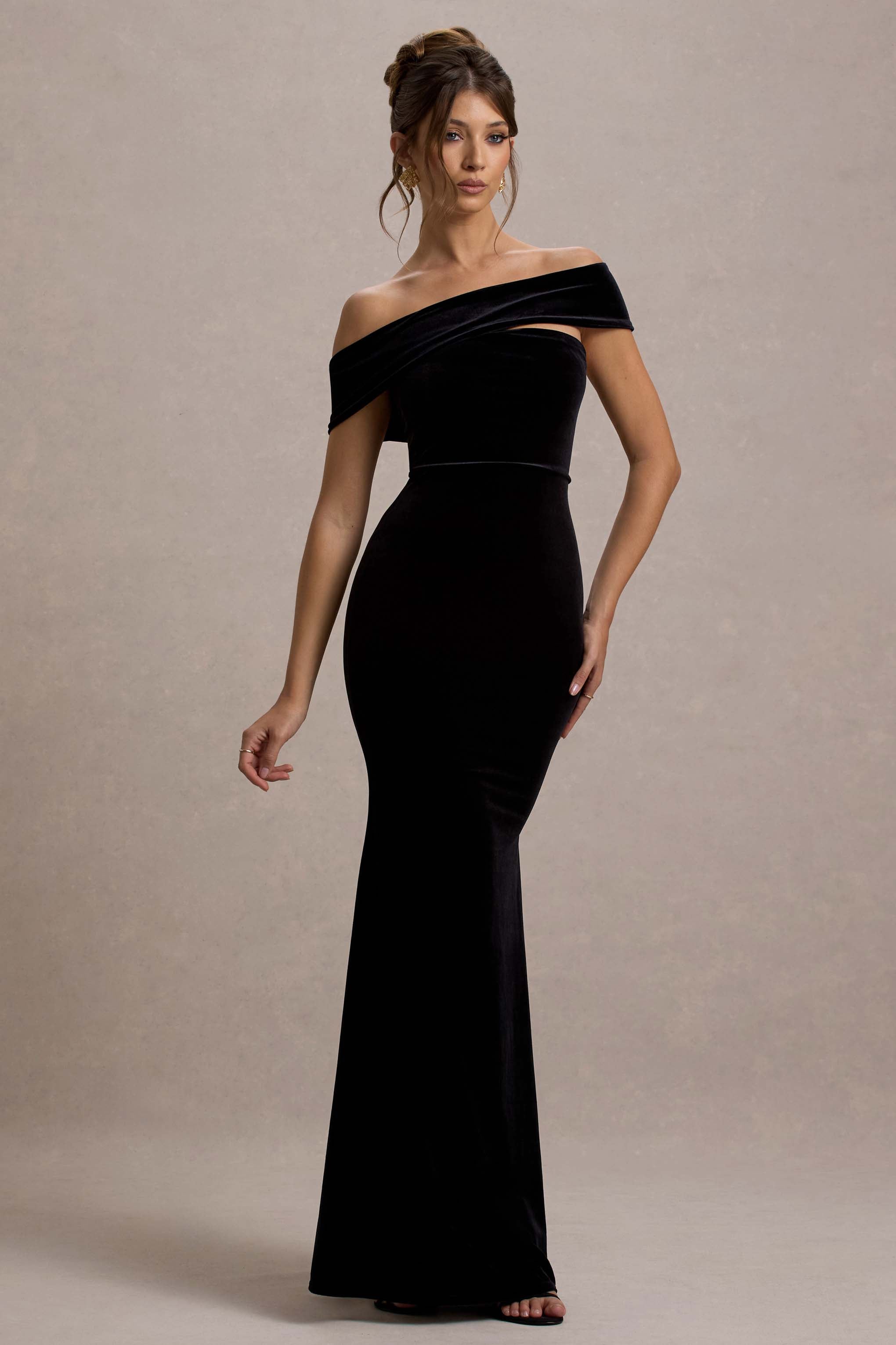 Candela | Siyah Kadife Asimetrik Bardot Maxi Elbise