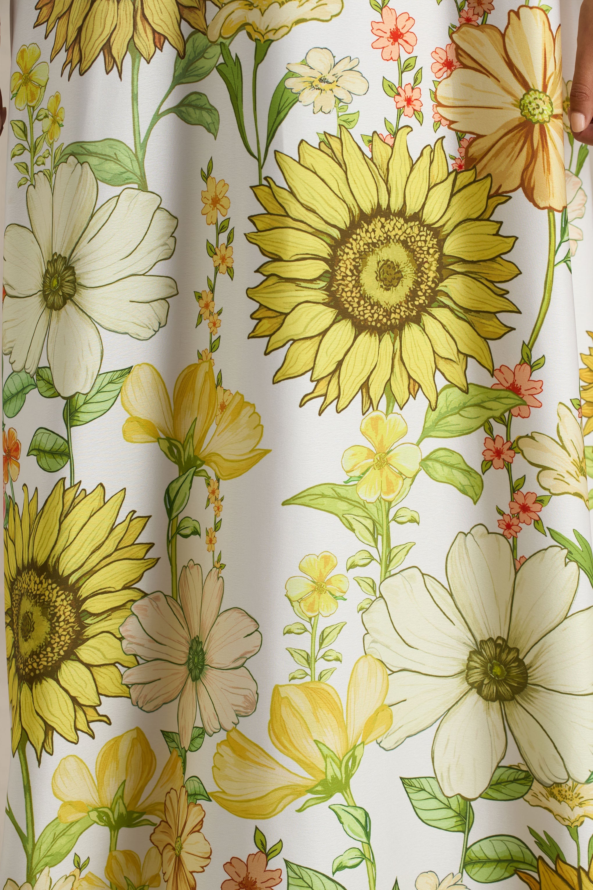 Glide | Ayçiçeği Desenli Saten Yüksek Yaka Maxi Elbise