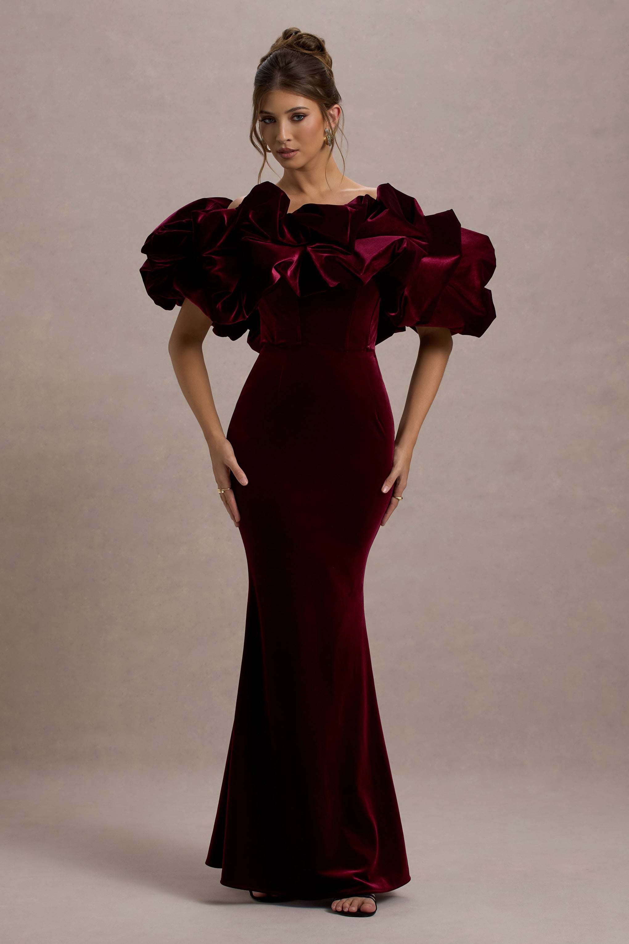 Cecily | Kadife Ruffle Detaylı Port Velvet Maxi Elbise