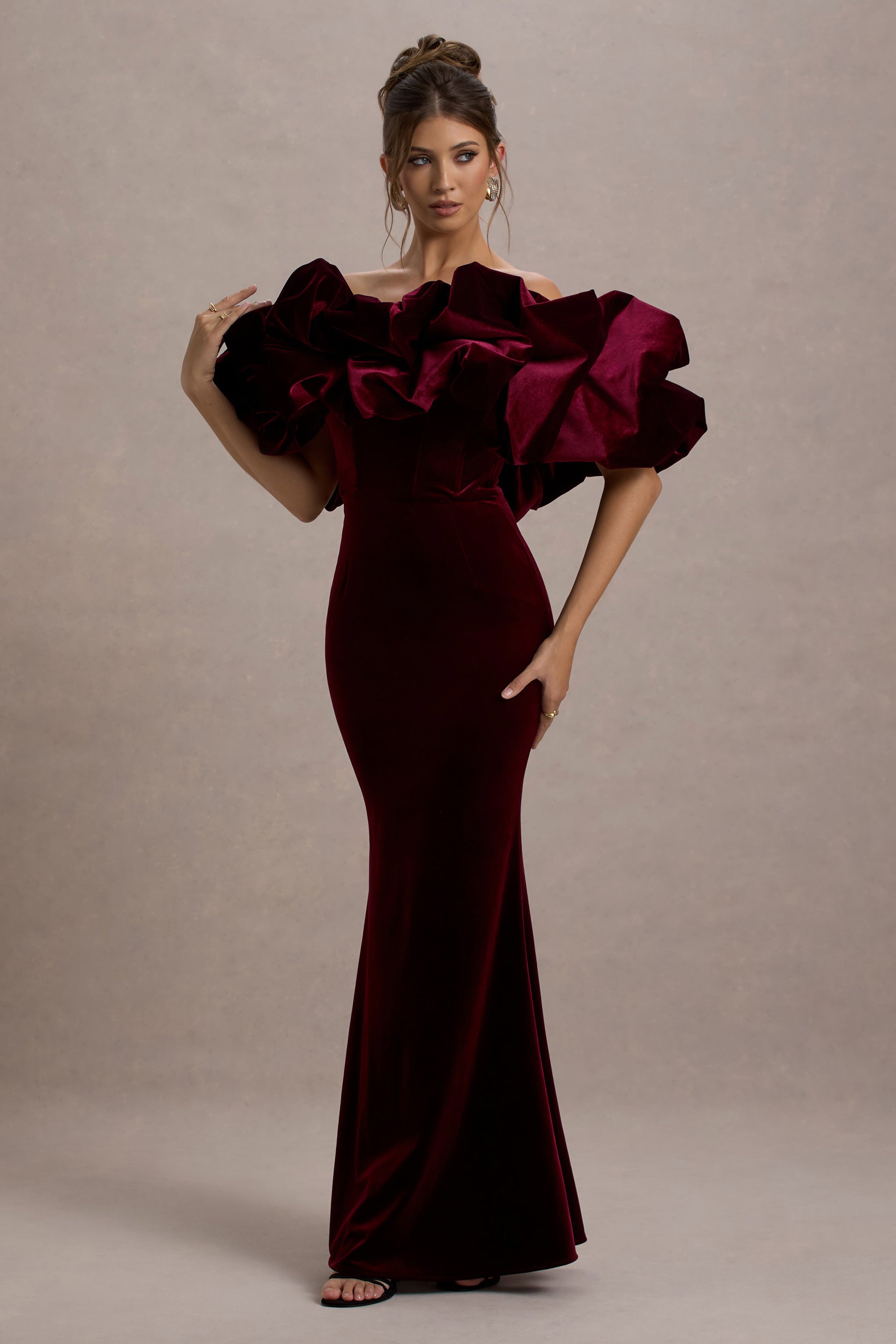 Cecily | Kadife Ruffle Detaylı Port Velvet Maxi Elbise