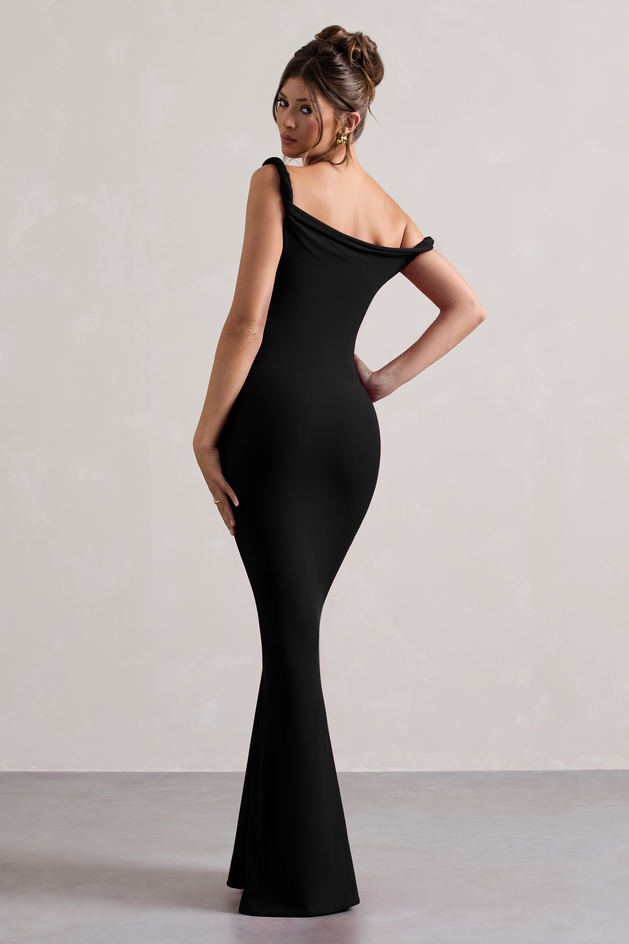 Lita | Siyah Kıvrımlı Asimetrik Maxi Elbise