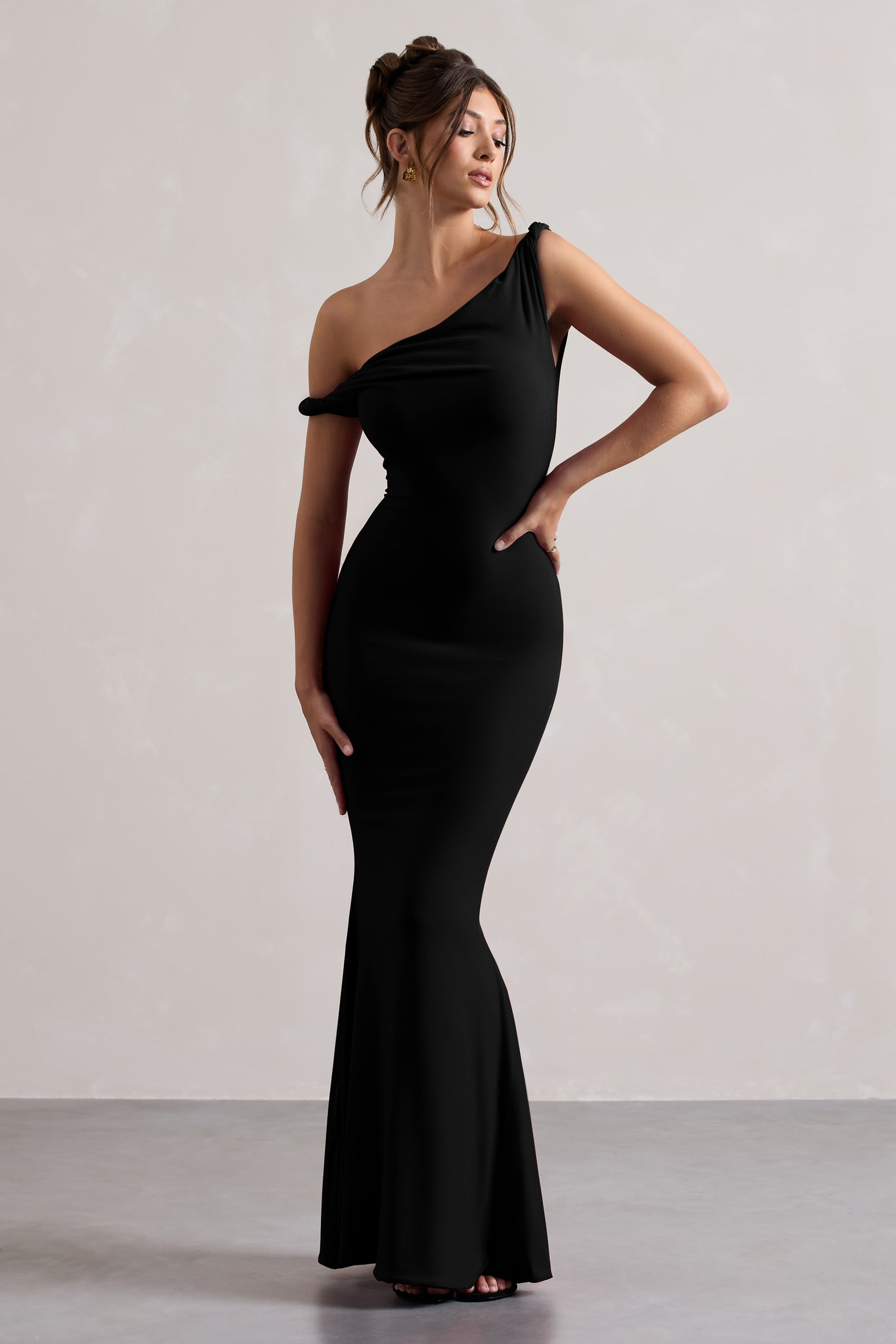 Lita | Siyah Kıvrımlı Asimetrik Maxi Elbise