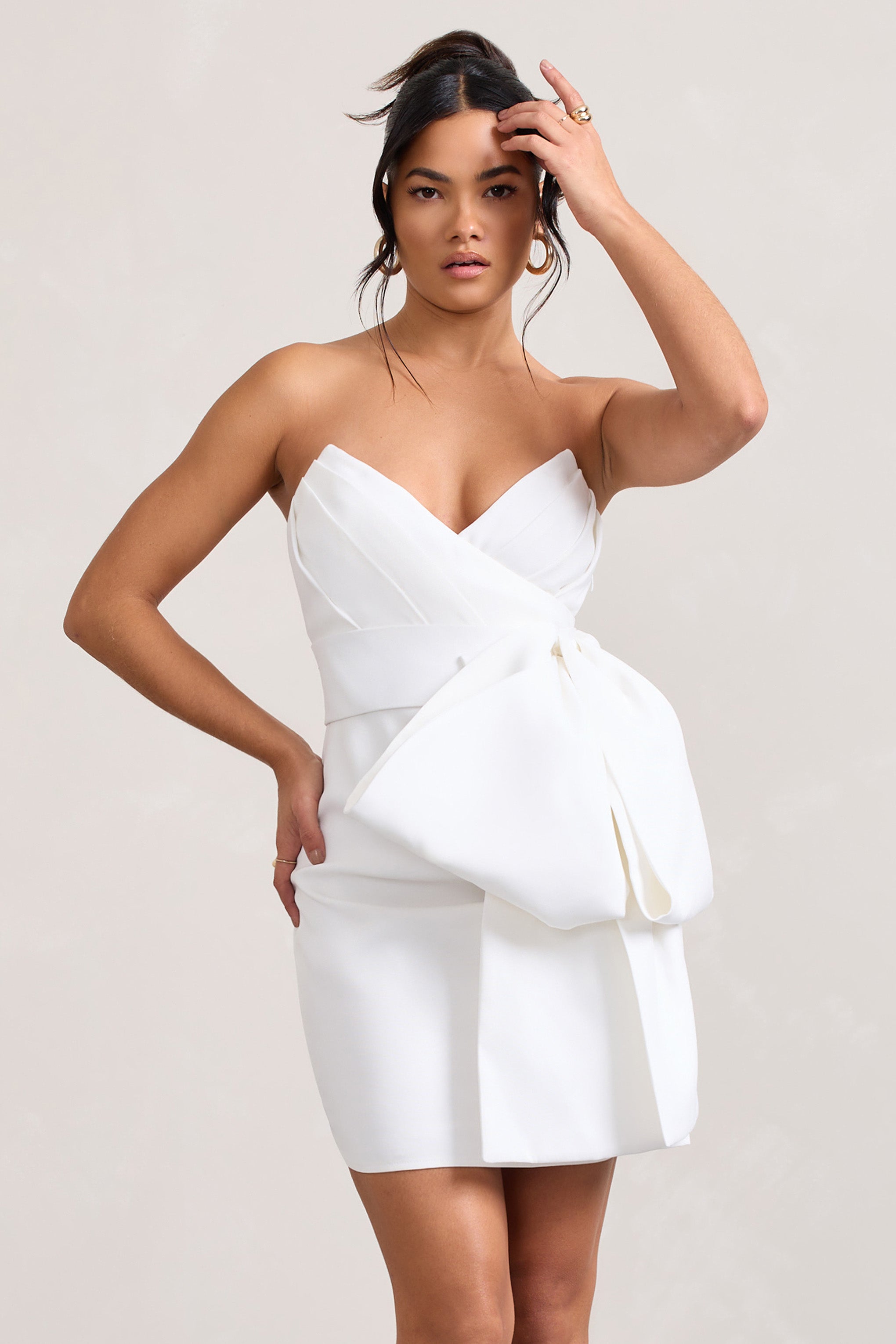 Kazanan | Oversized Kurdeleli Beyaz Mini Elbise