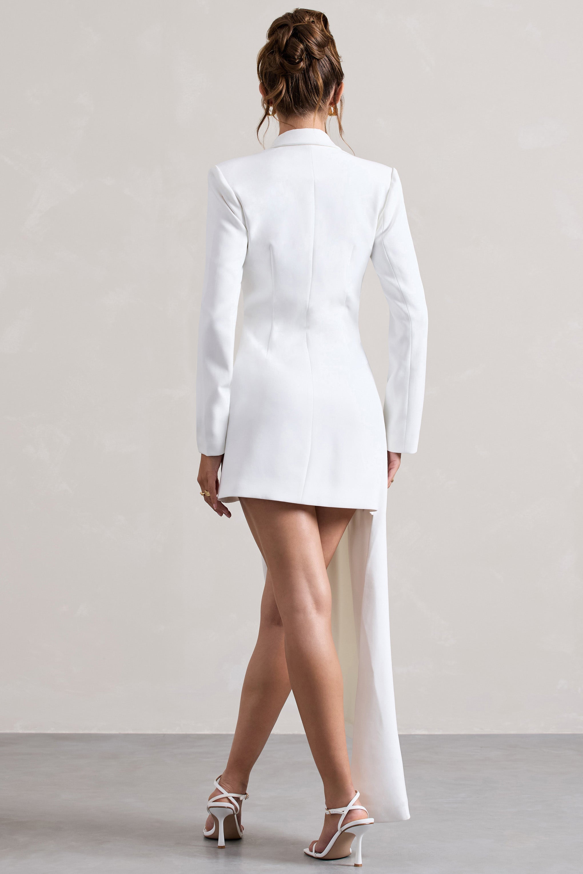 Spiral | Asimetrik Etek Ucu ile Beyaz Kesim Blazer Mini Elbise