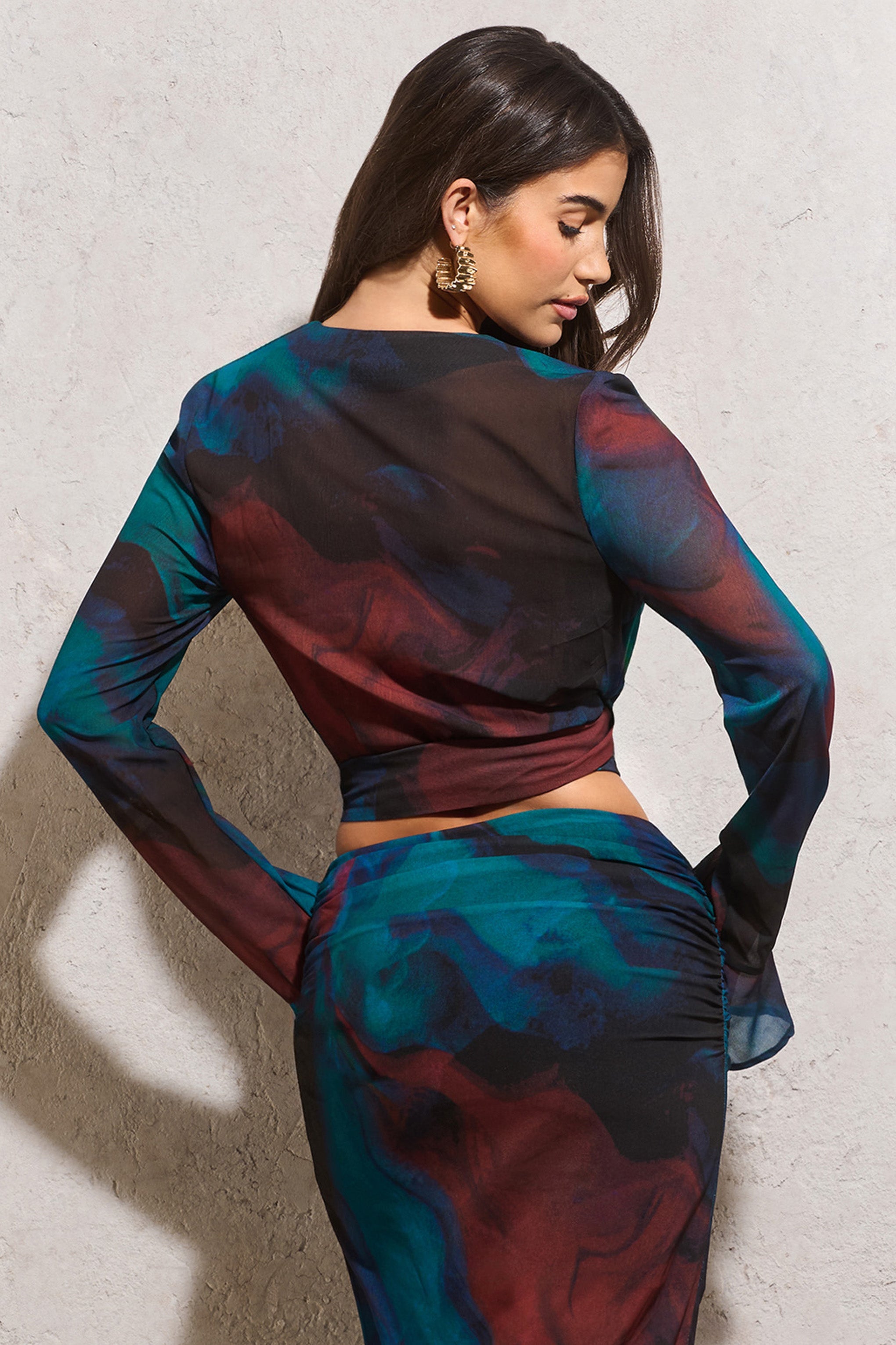 Bayside | Mavi Desenli Şifon Fırfırlı Kol Sarmalı Üst