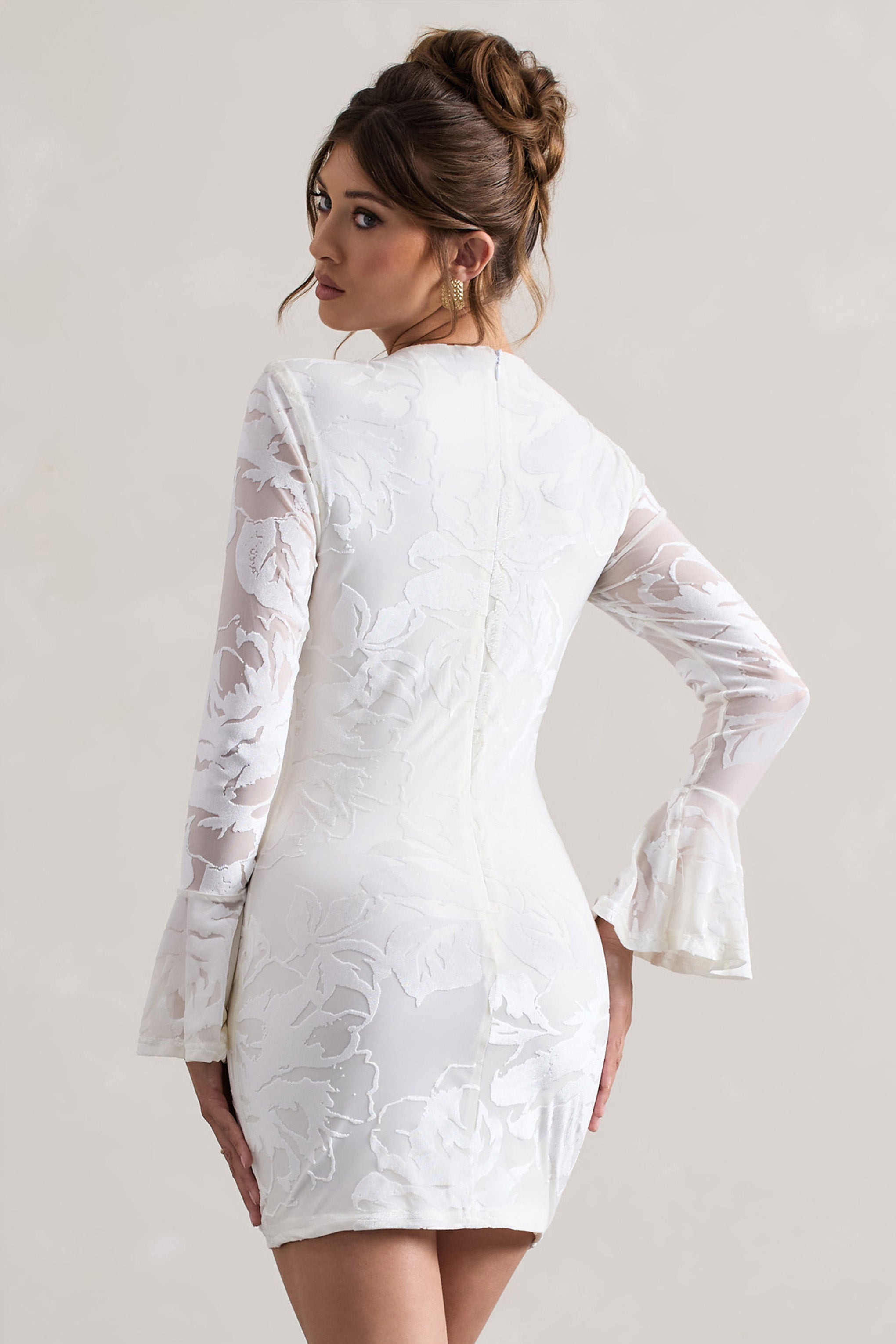 Della | Beyaz Bodycon Fırfırlı Kol Mikro Mini Elbise
