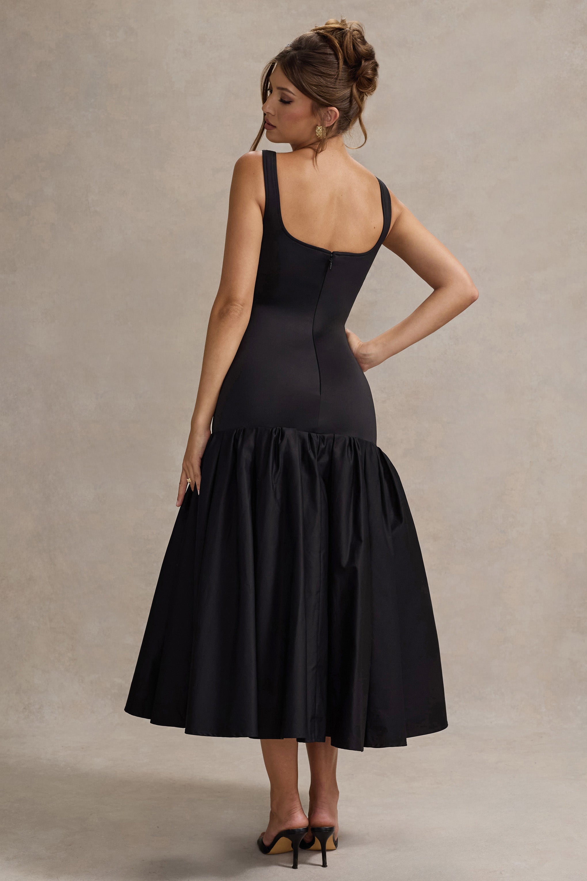 Parida | Peplum Etekli Siyah Poplin Düşük Bel Midi Elbise