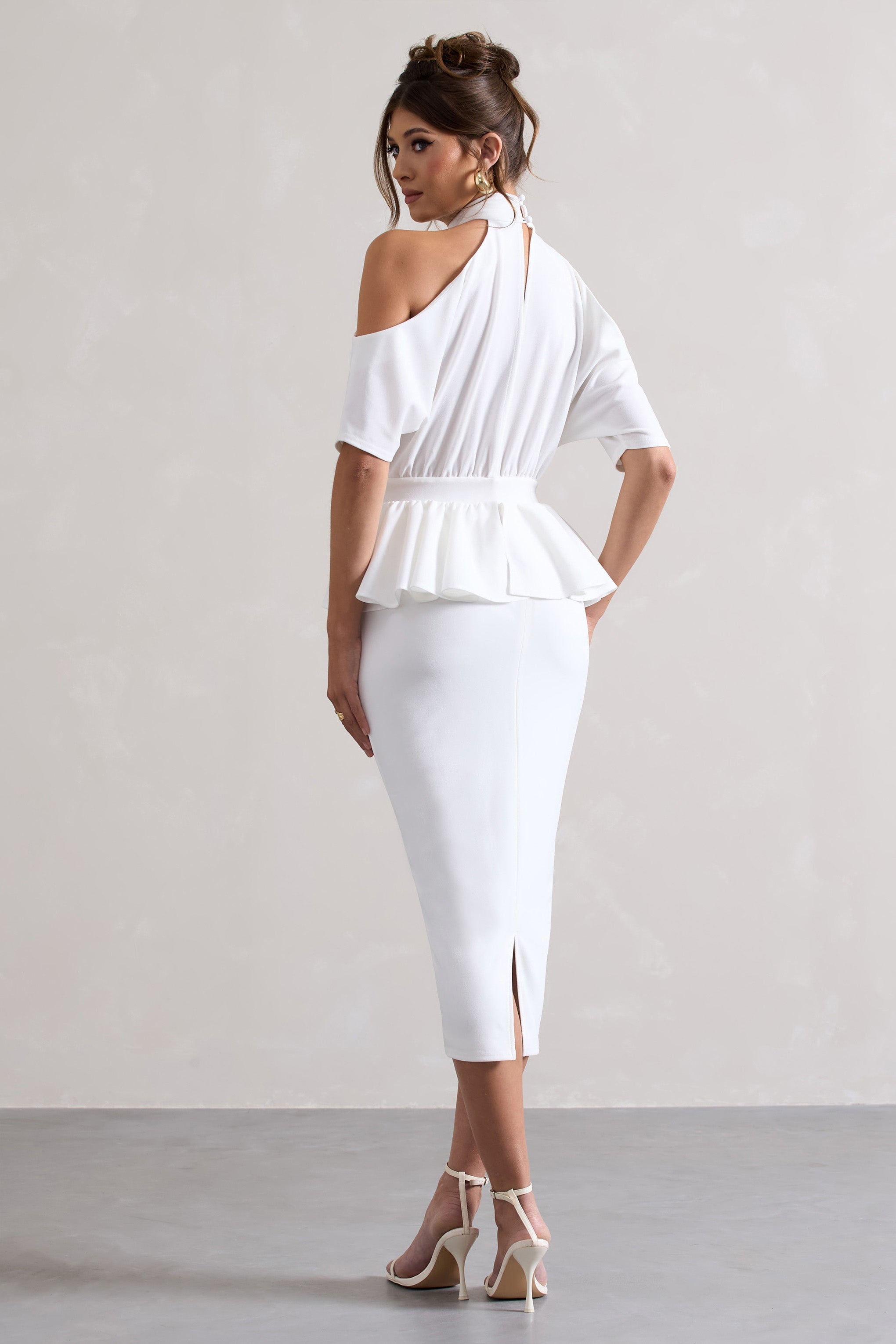 Yves | Peplum Bel Detaylı Beyaz Yüksek Yaka Kesik Midi Elbise