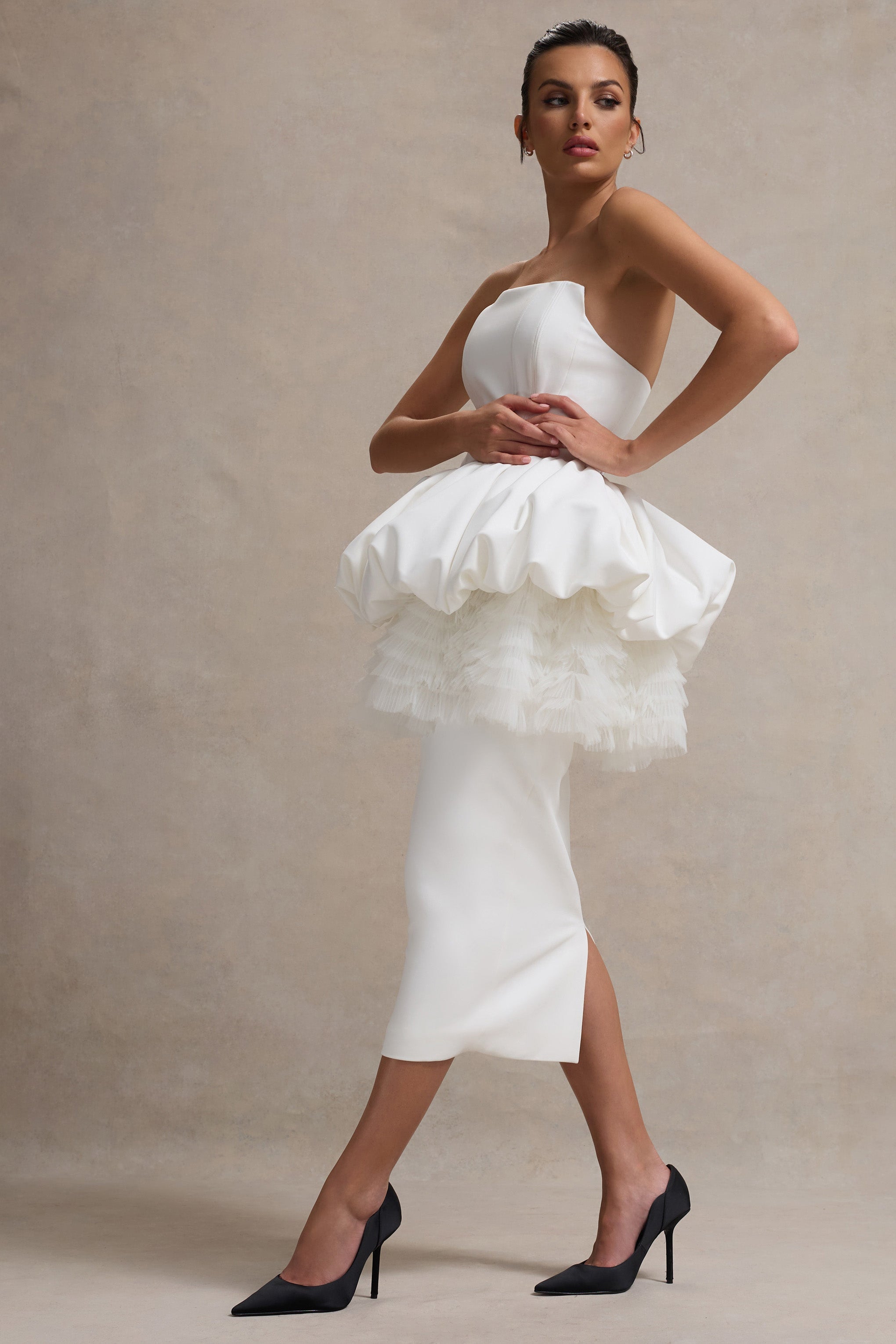 Jones | Tül Peplum Bel Detaylı Beyaz Straplez Midi Elbise