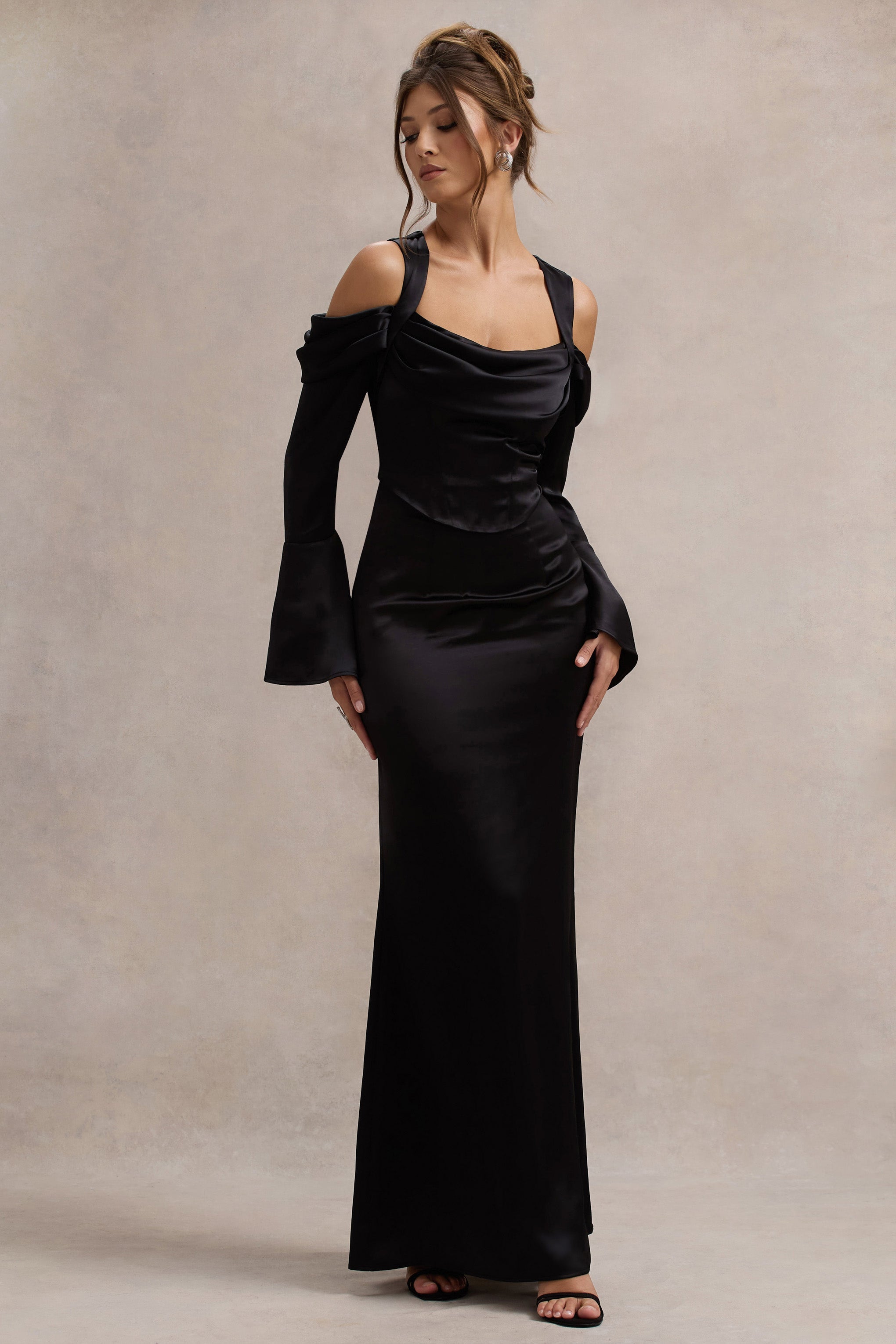 Heartthrob | Siyah Saten Drapeli Bardot Maxi Elbise