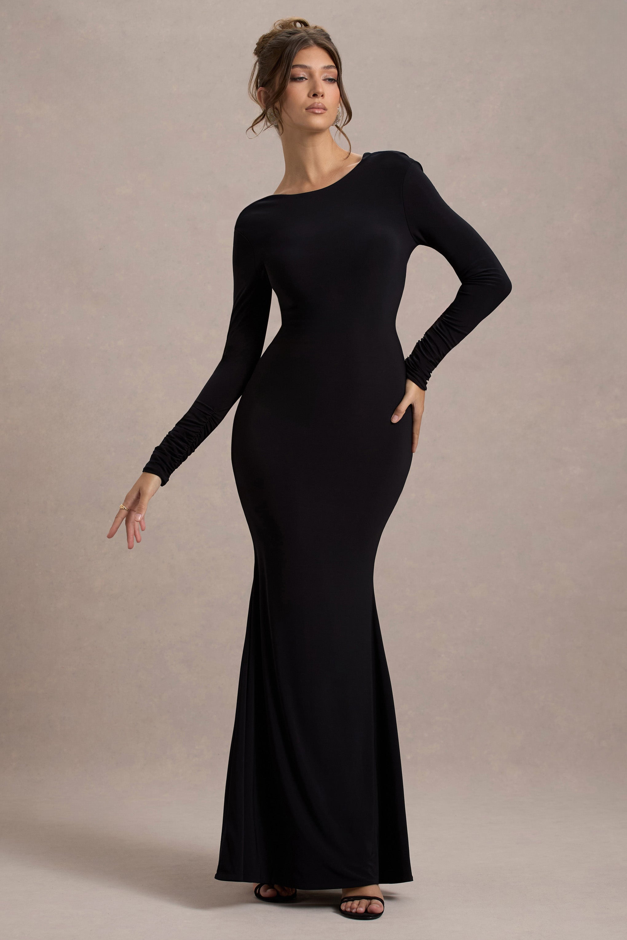 Rosalee | Siyah Uzun Kollu Cowl-Back Maxi Elbise İle Kurdeleler