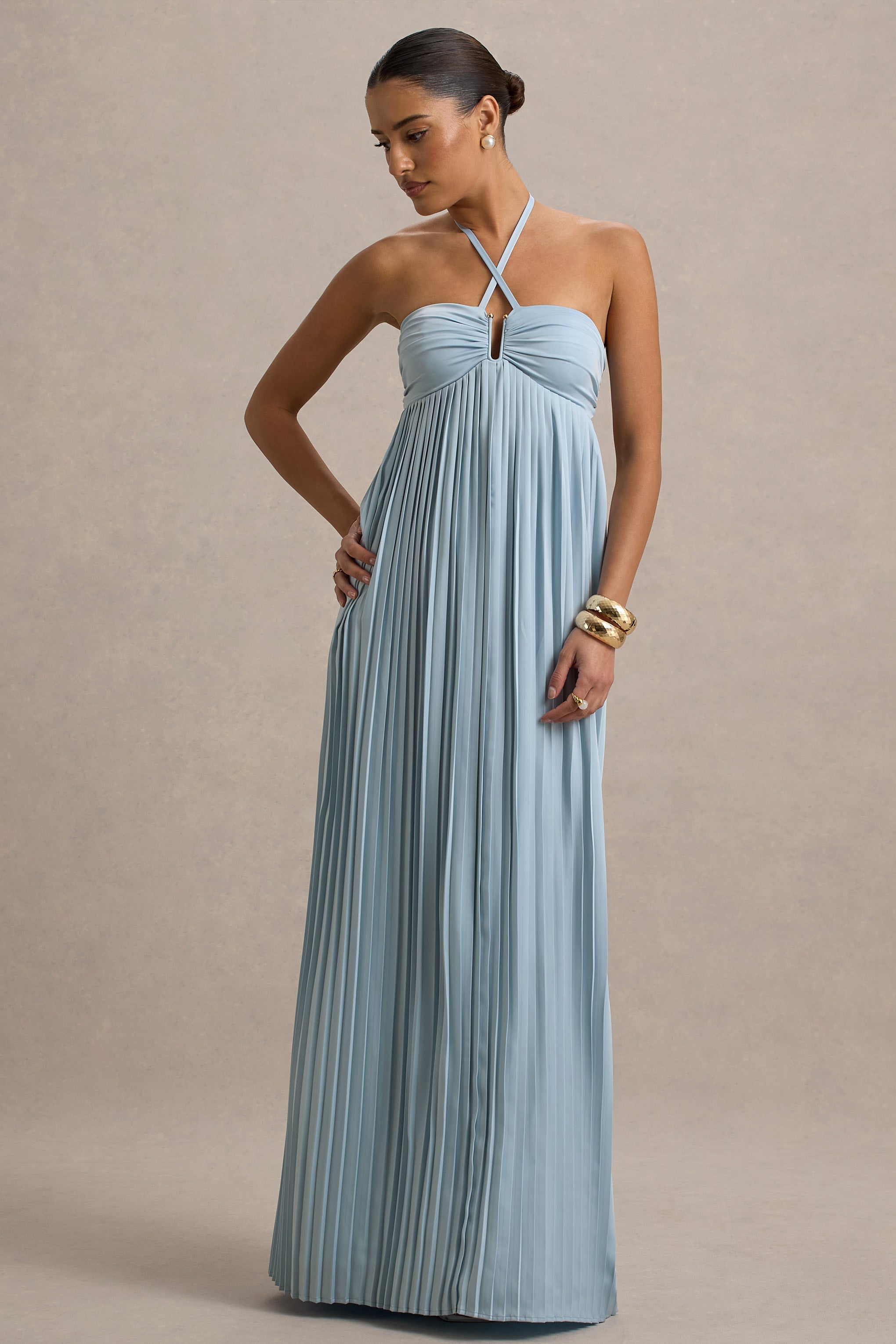 Elayne | Kesik Detaylı Pudra Mavi Halter Yaka Maxi Elbise