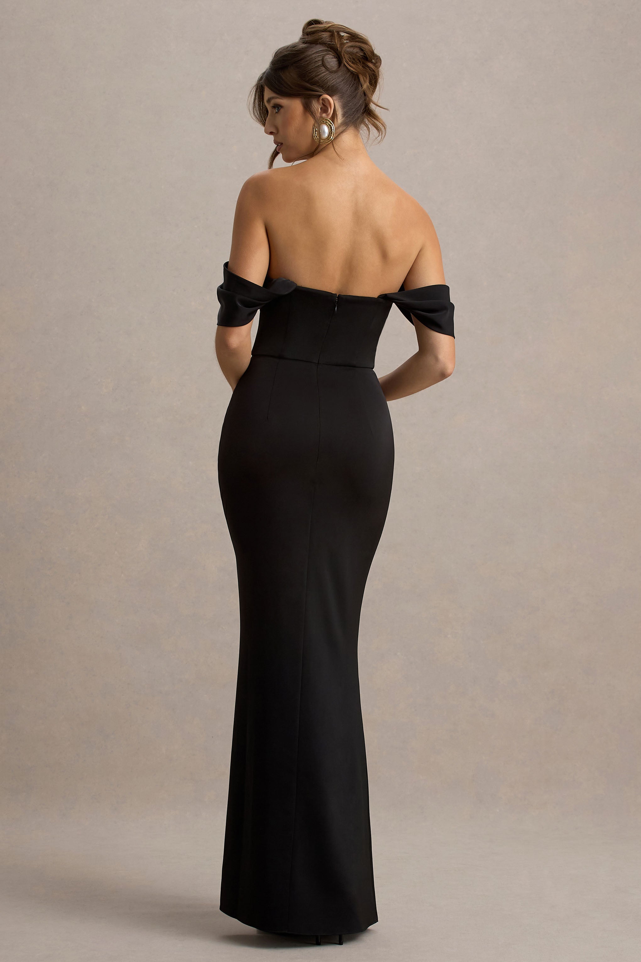 Annie | Yırtmaçlı Siyah Saten Bardot Maxi Elbise