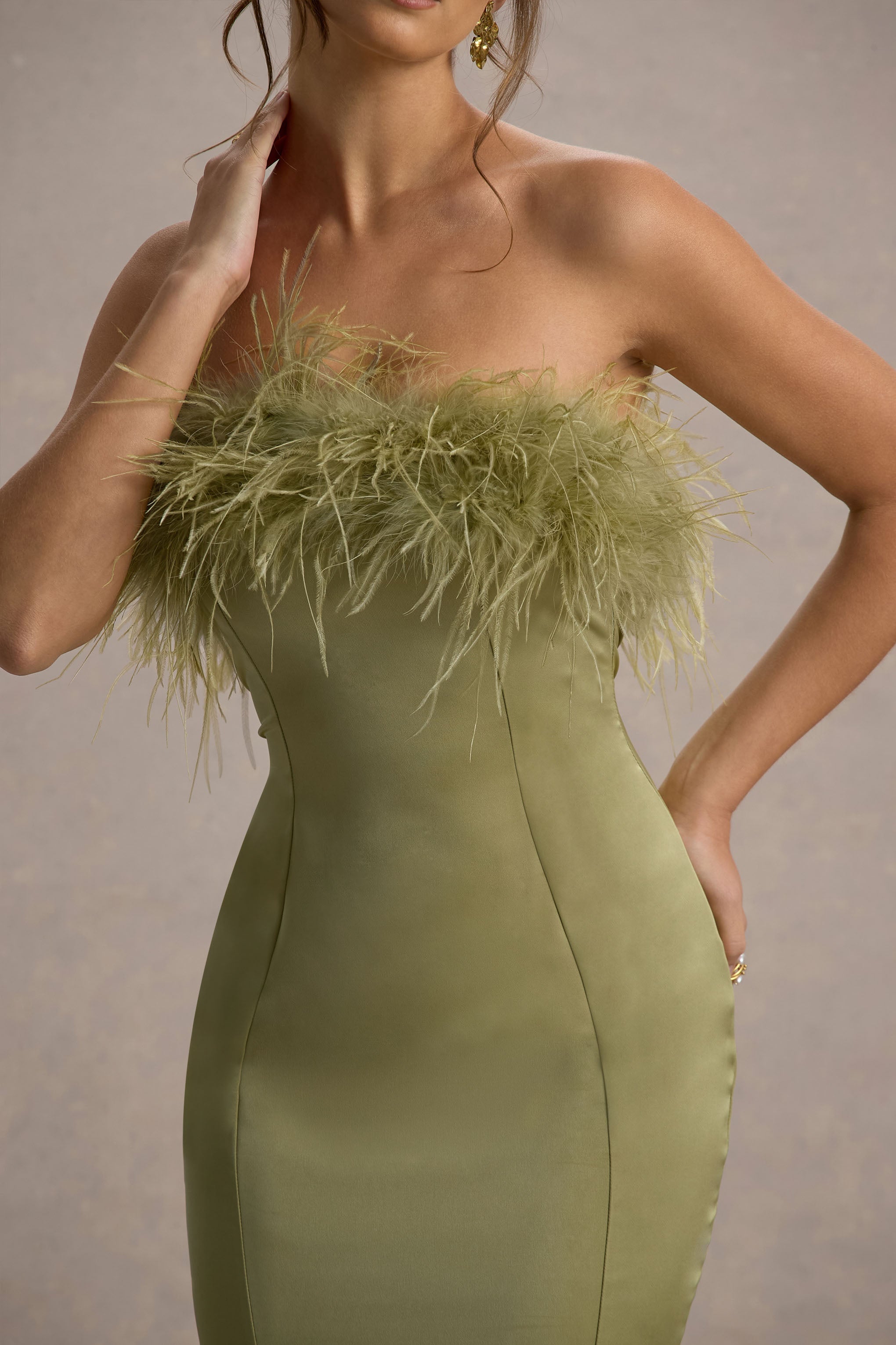 Biricik | Açık Yeşil Saten Tüy Detaylı Bandeau Midi Elbise