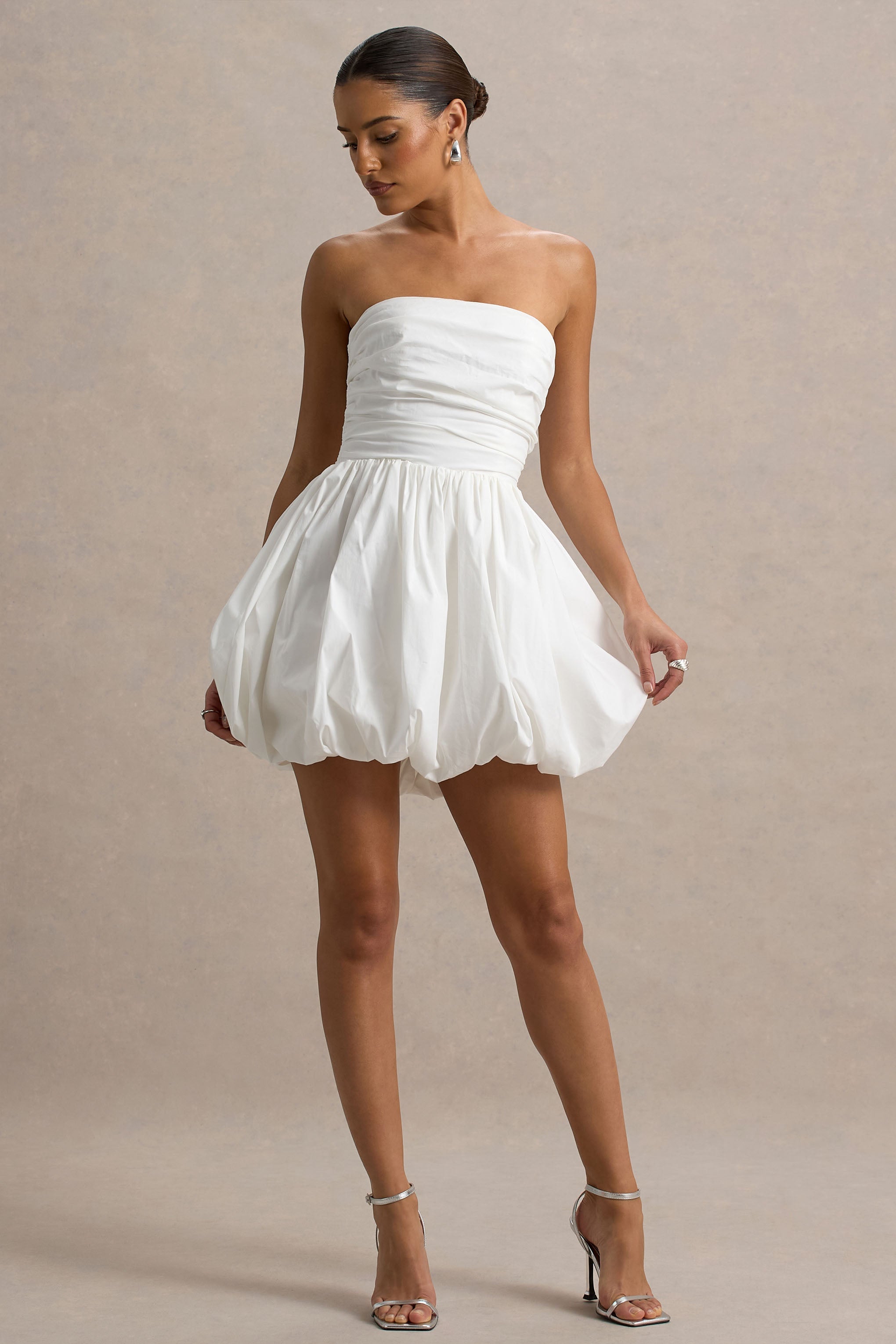 Faye | Ruching Detaylı Beyaz Puff Ball Bandeau Mikro Mini Elbise