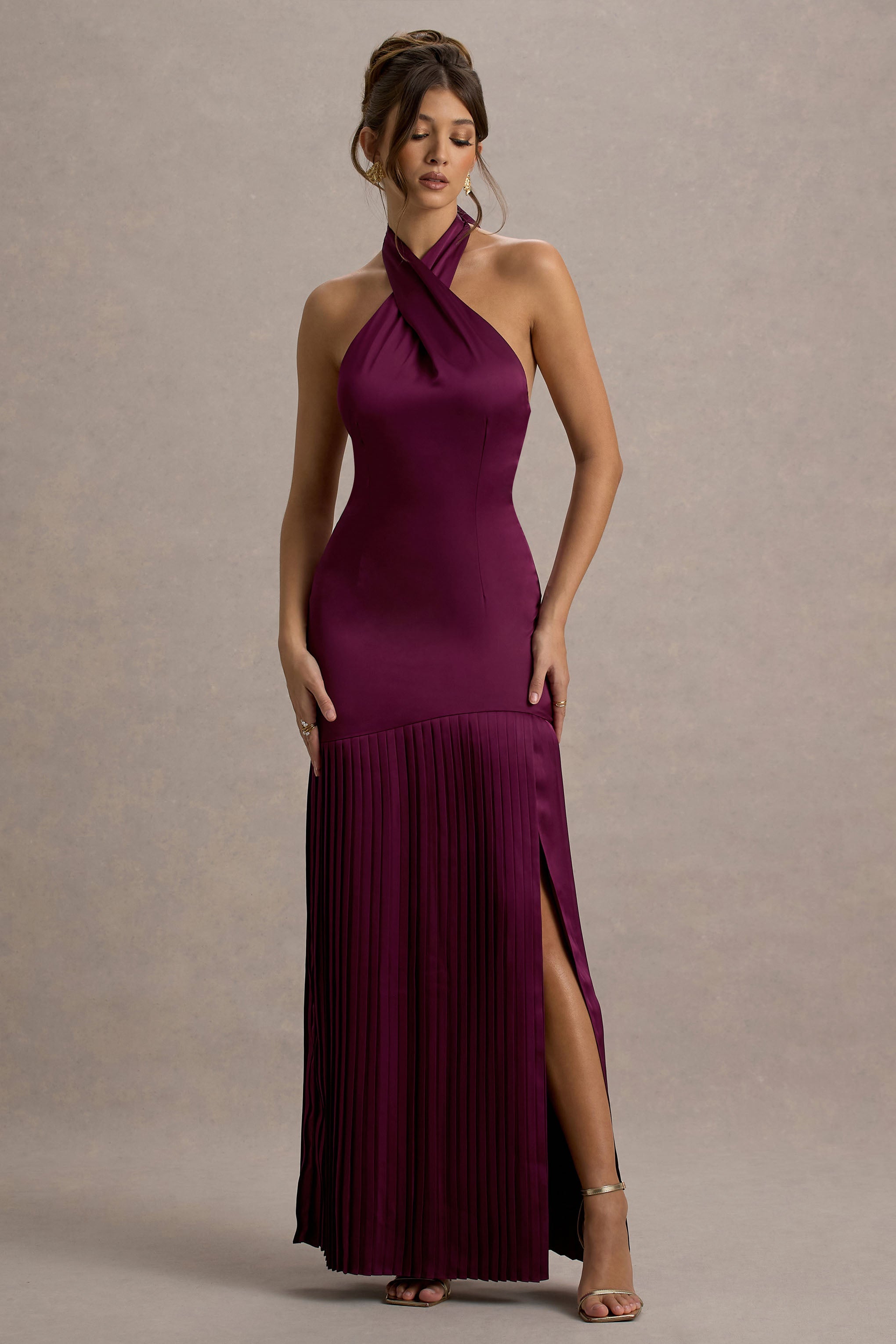 Sansa | Bordo Saten Çapraz Halter Yaka Plise Maxi Elbise