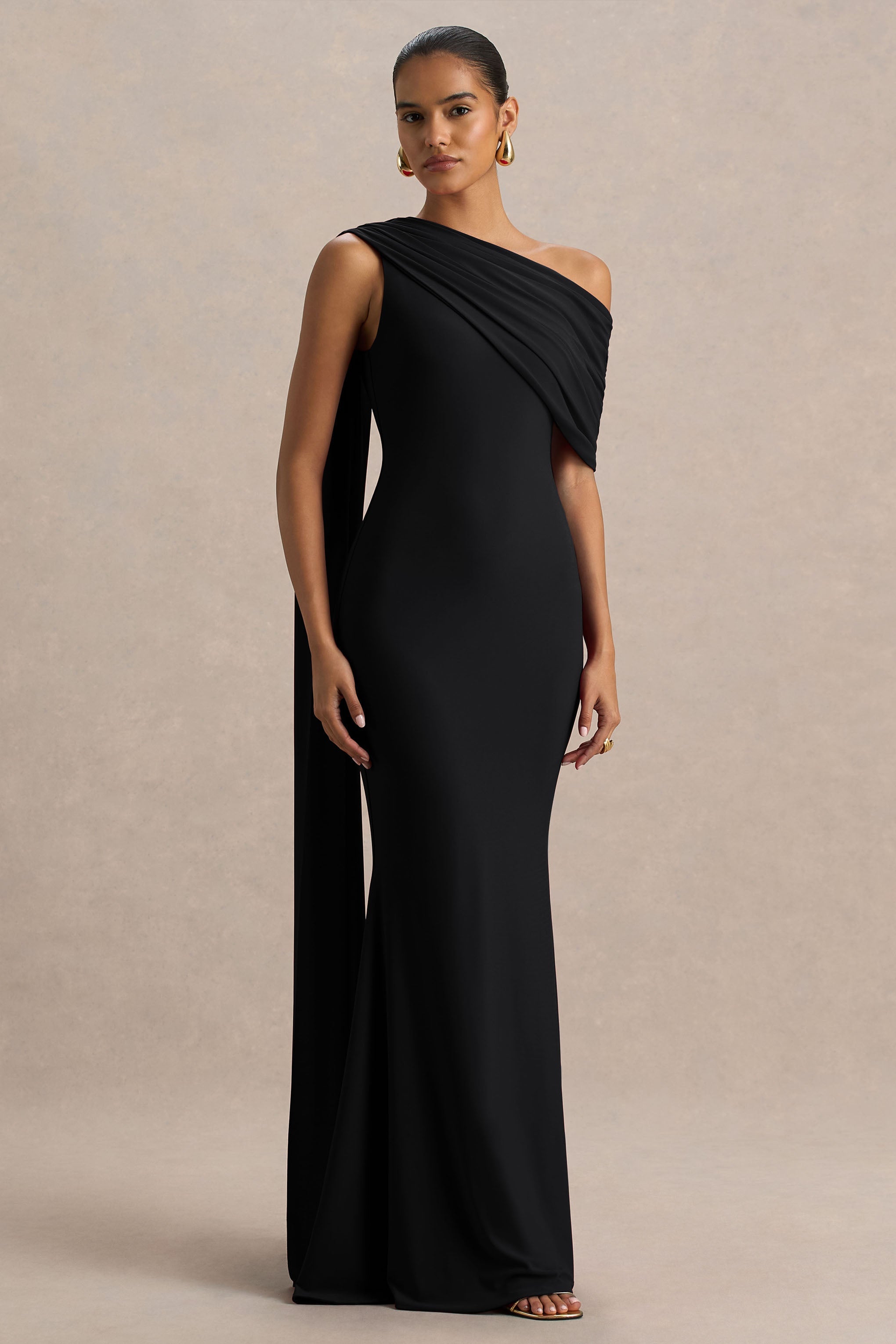Zendaya | Siyah Asimetrik Yaka Kuşak Detaylı Fishtail Maxi Elbise