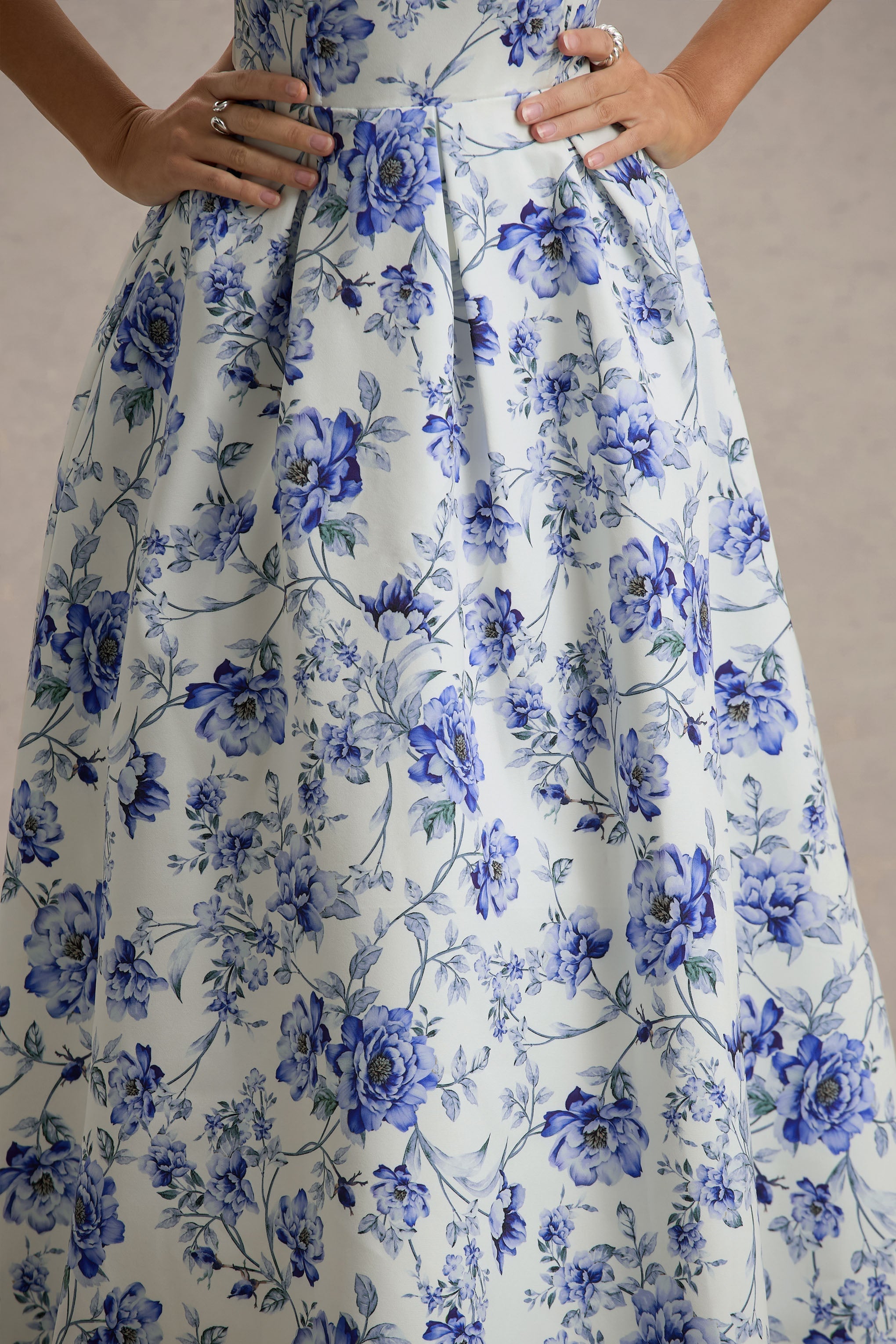 Annalise | Mavi Porselen Desenli Bandeau Midi Elbise