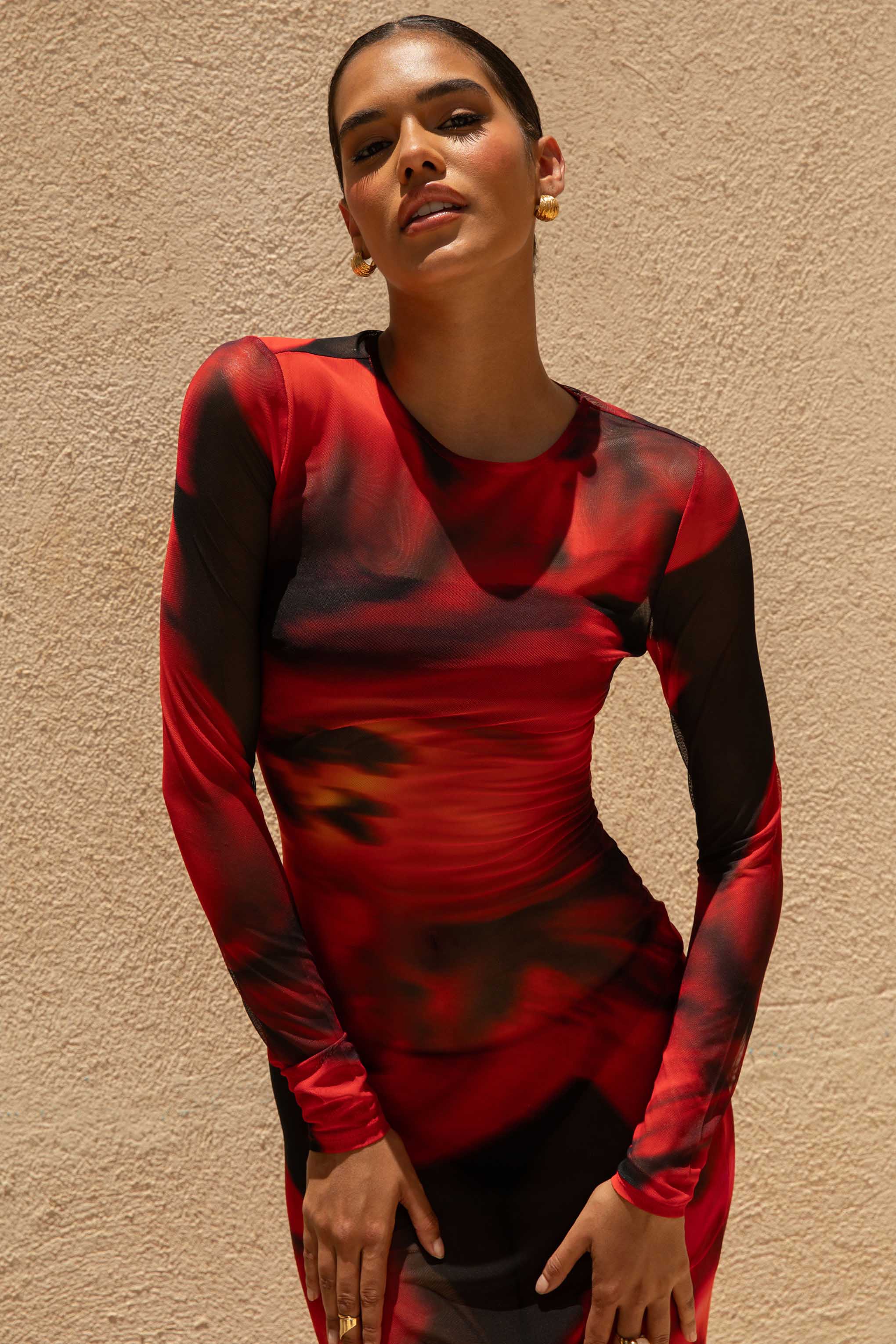 Marcy | Kırmızı ve Siyah Çiçek Desenli Yüksek Yaka Maxi Elbise