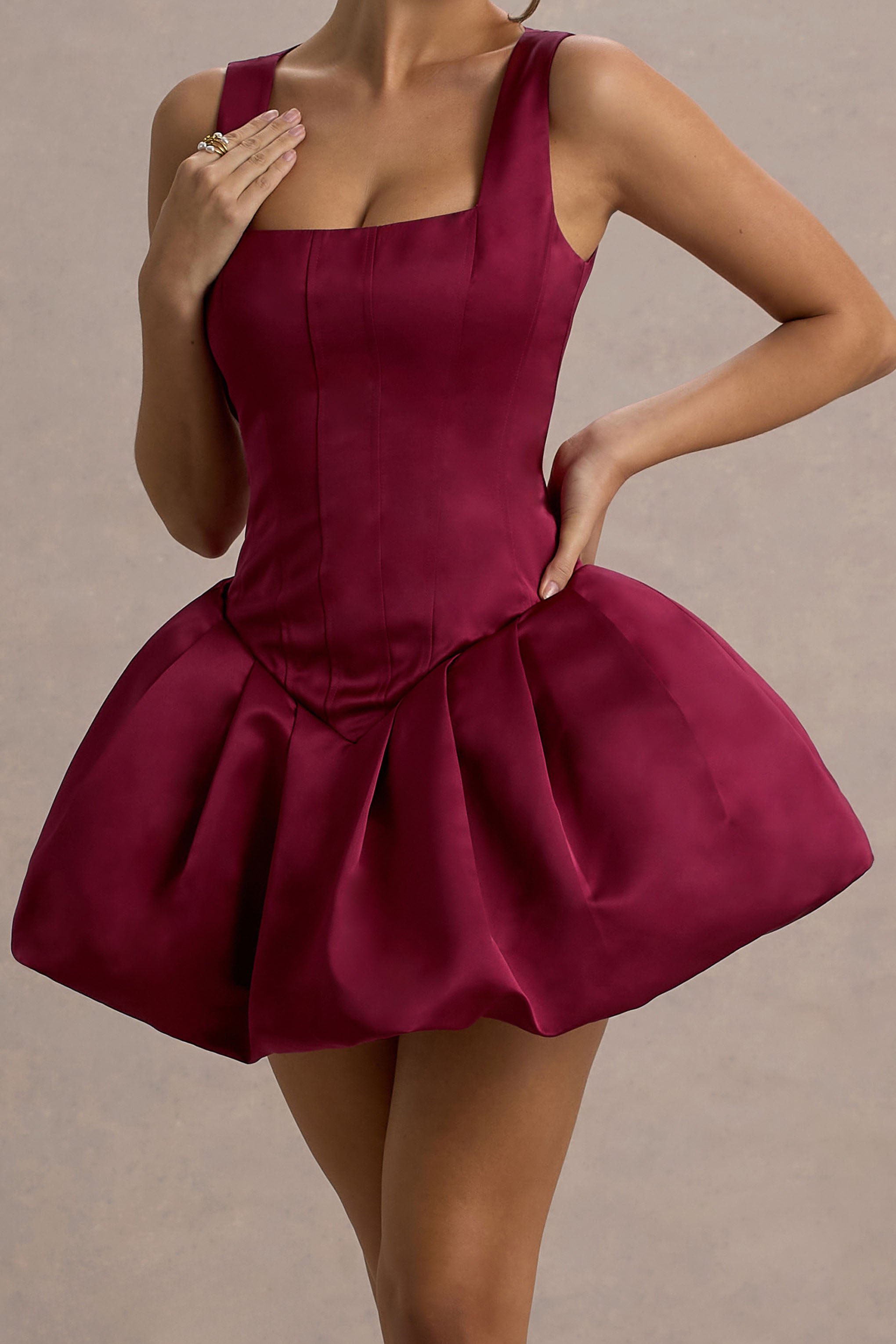 Bramble | Port Saten Kare Yaka Puffball Mini Elbise