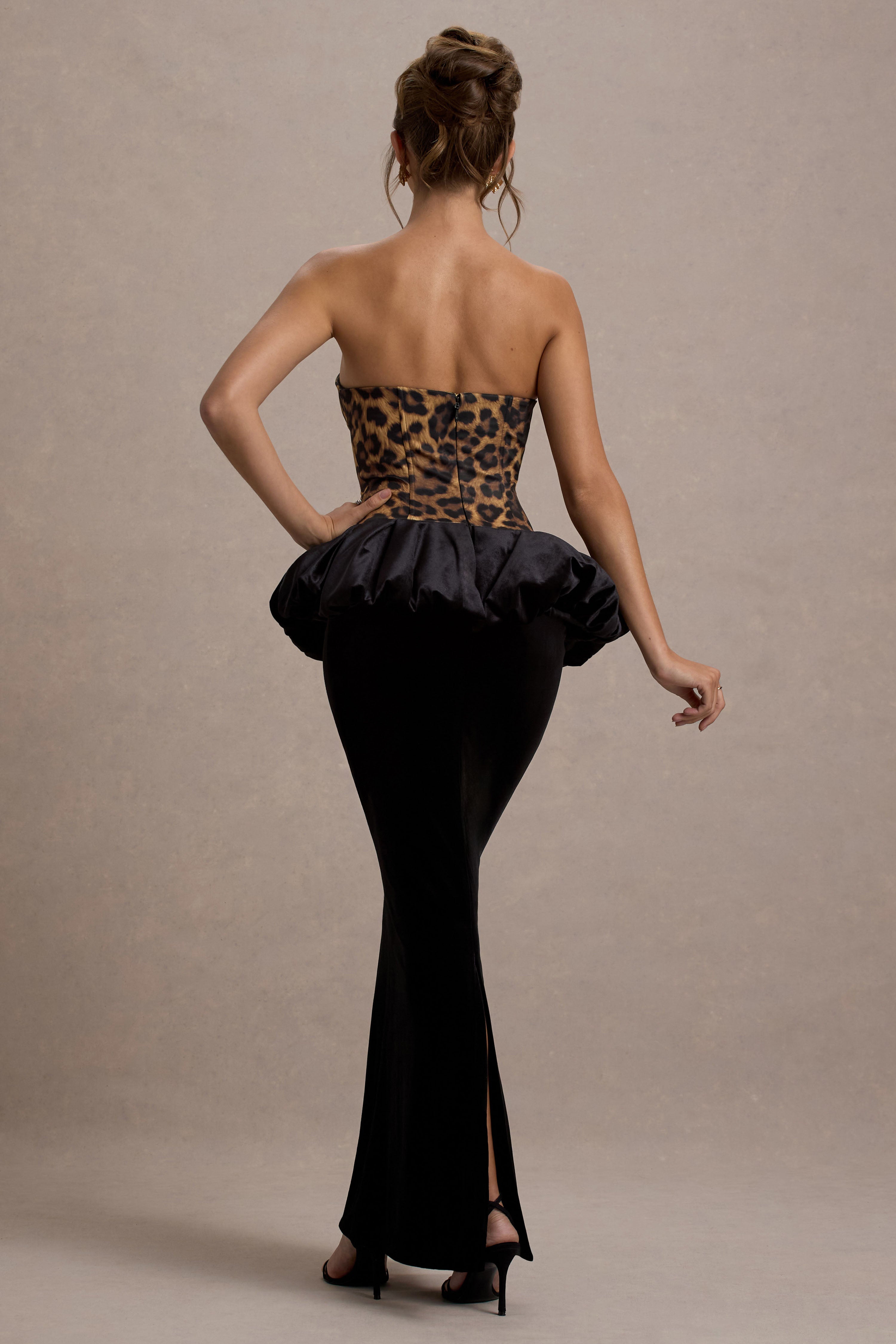 Harriette | Siyah Kadife Peplum Etekli Leopar Desenli Bandeau Maxi Elbise
